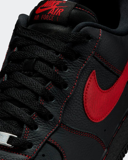 NIKE AIR FORCE1 LV8 BRED
